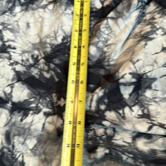 Lululemon Wunder Under HR Tight 28” size 4 - Picture 7 of 11